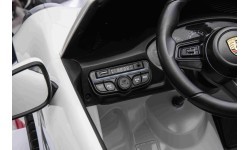 Vehicle Porsche 911 GT 3 White MP4