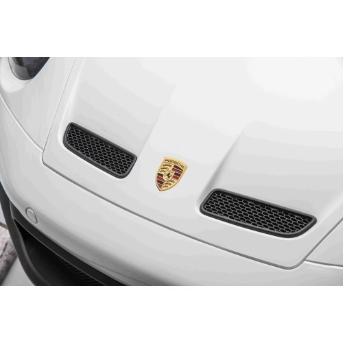 Vehicle Porsche 911 GT3 STRONG MP4 White