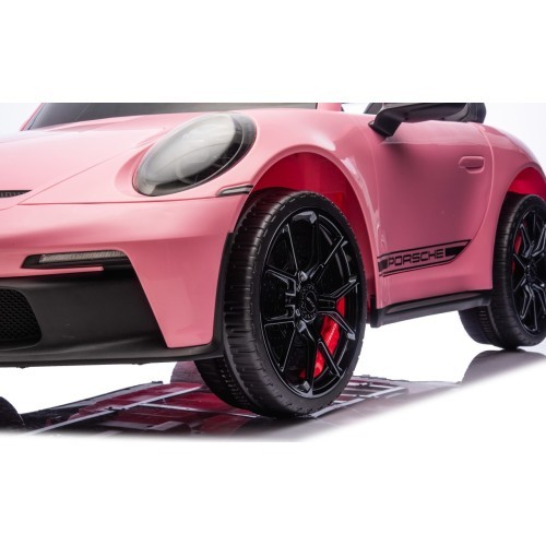 Vehicle Porsche 911 GT 3 Pink