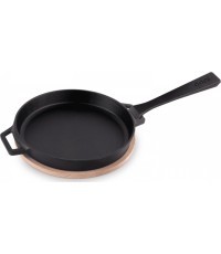 Ooni cast iron skillet with removable handle