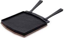 Ooni double-sided cast-iron frying pan
