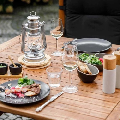 Feuerhand Hurricane gaismekļa paliktnis