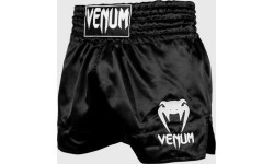 Muay Thai šorti Venum Classic - melni/balti