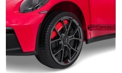 Vehicle Porsche 911 GT 3 Red