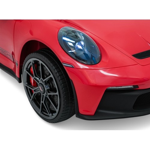 Vehicle Porsche 911 GT 3 Red