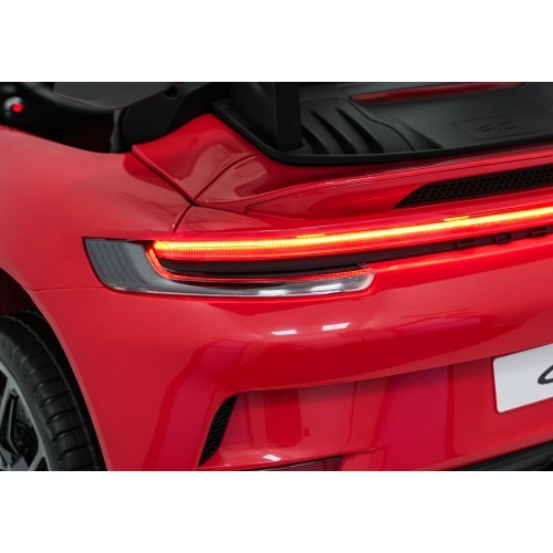 Vehicle Porsche 911 GT 3 Red
