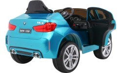 Elektromobilis BMW X6M, zils