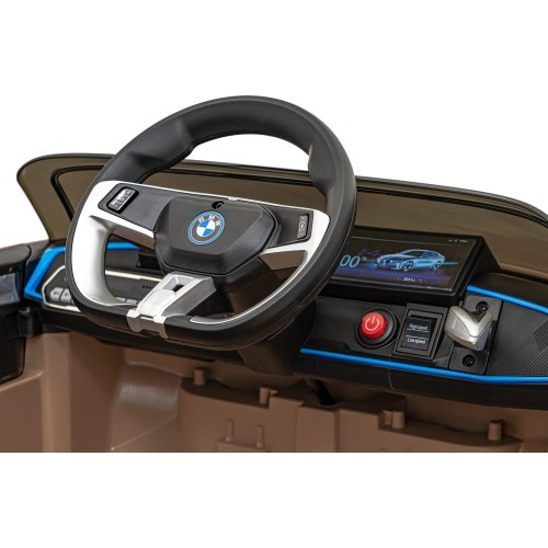 BMW I4 Gold