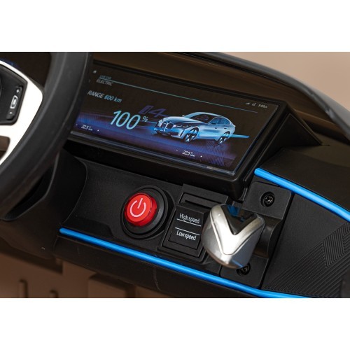 Elektromobilis BMW i4 Gold