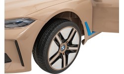 Elektromobilis BMW i4 Gold