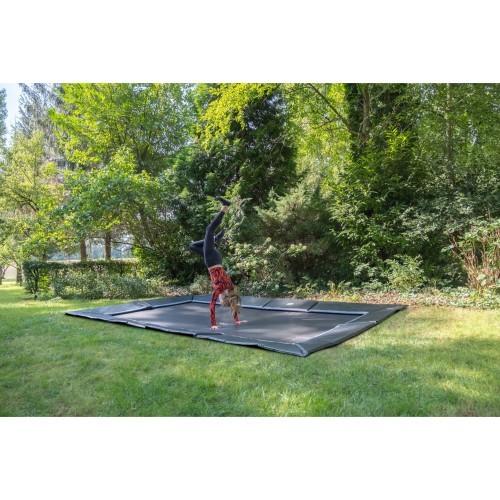 Iebūvējams sporta batuts EXIT Dynamic 244x427 cm, melns