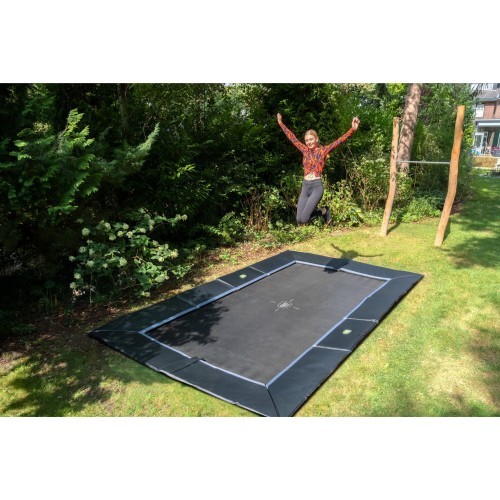 Iebūvējams sporta batuts EXIT Dynamic 244x427 cm, melns