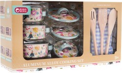 A set of aluminum pots + accessories