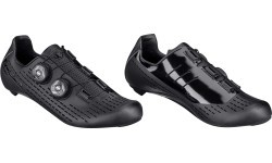 Road cycling shoes FORCE ROAD REVOLT CARBON, size 44 (black)