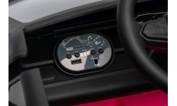 Электромобиль Volkswagen ID Buzz, розовый