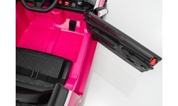 Elektromobilis Volkswagen ID Buzz, rozā