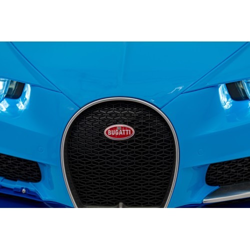 Bugatti Chiron Blue vehicle