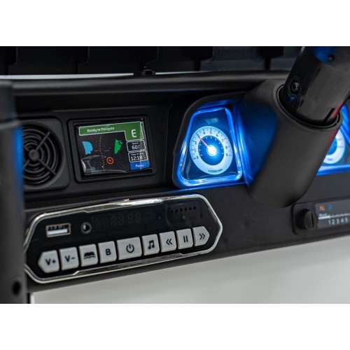 Elektromobilis Off-Road CLIMBER, balts