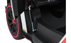 Электромобиль Lamborghini Veneno, белый