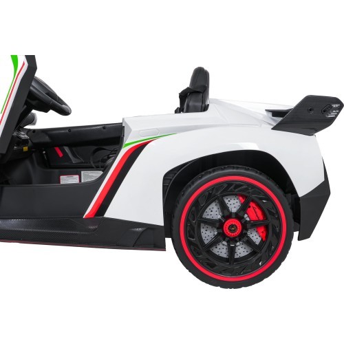 Vehicle Lamborghini Veneno White