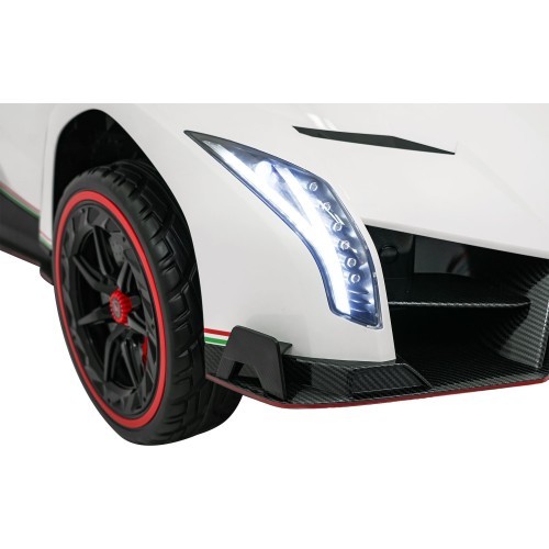 Vehicle Lamborghini Veneno White