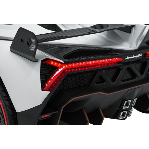 Elektromobilis Lamborghini Veneno, balts