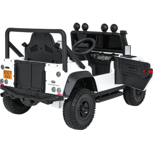 Land Rover Defender 110 SVX Concept elektromobilis balts