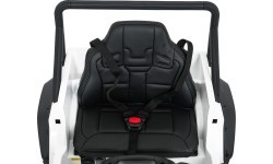 Land Rover Defender 110 SVX Concept elektromobilis balts