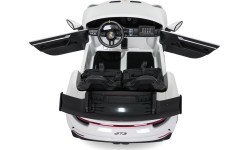 Vehicle Porsche 911 GT 3 White