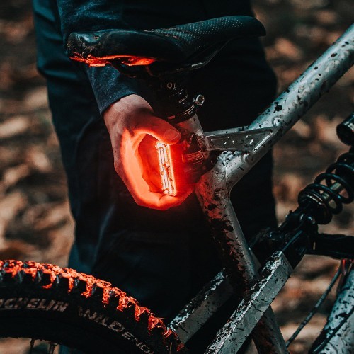 Aizmugurējais lukturis MagicShine SEEMEE 180 V2.0
