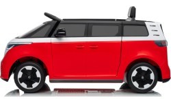 Электромобиль Volkswagen ID Buzz, красный