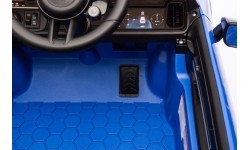 Elektromobilis Porsche Cayenne, zils