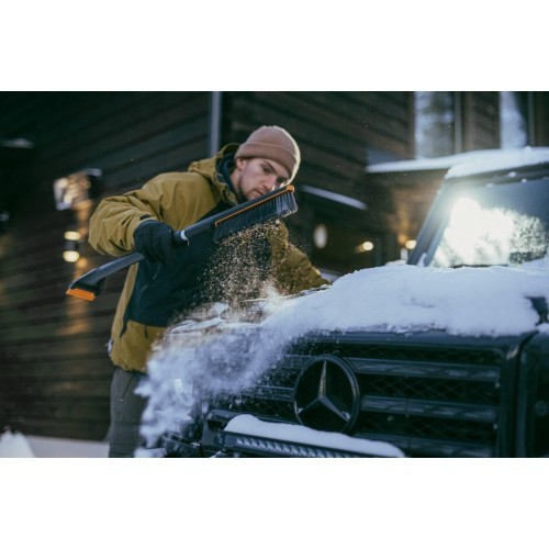 Автомобильная щётка для снега со скребком для льда Fiskars
