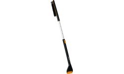 Автомобильная щётка для снега со скребком для льда Fiskars