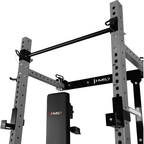 Pie sienas stiprināms bīdāms spēka statīvs ar soliņu KLT34 pelēks HMS Fitness