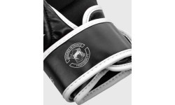 MMA cimdi Venum Challenger 3.0 – melni/balti