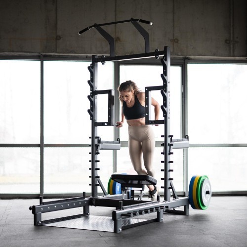 Komerciāls daudzfunkcionāls statīvs ar svarcelšanas un hip thrust platformu SMP01 HMS