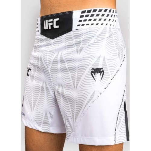 Vīriešu UFC Zenith by Venum White Authentic Fight Night MMA šorti