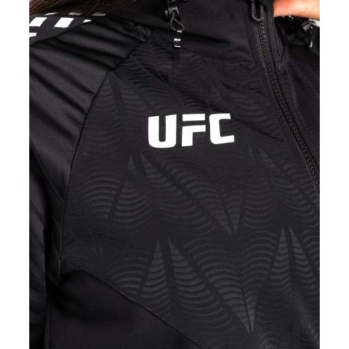 Sieviešu UFC Zenith by Venum melns cīņas vakara džemperis ar kapuci