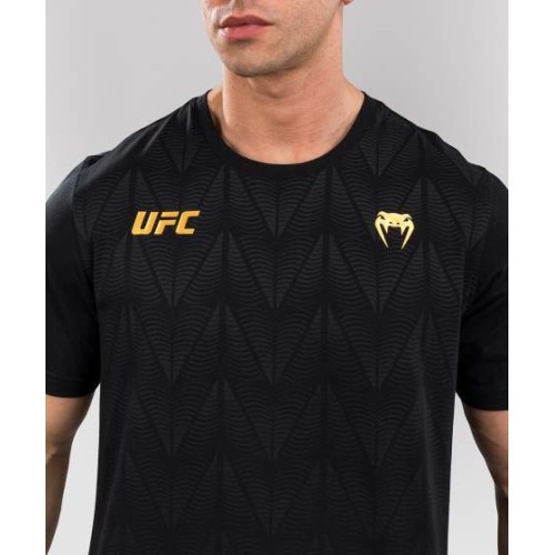 Мужская футболка UFC Zenith by Venum Replica Champion
