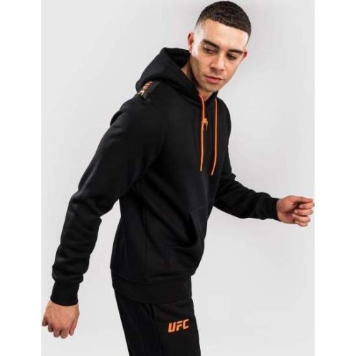 Vīriešu UFC Zenith by Venum Authentic Fight Week jaka ar kapuci, melna