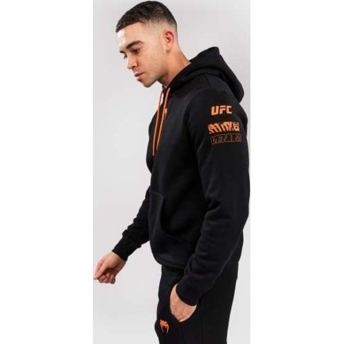 Vīriešu UFC Zenith by Venum Authentic Fight Week jaka ar kapuci, melna