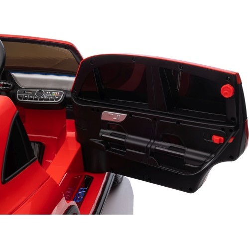 Vehicle Mercedes Benz EQA 250 Red
