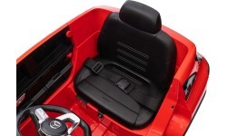 Электромобиль Mercedes Benz EQA 250, красный