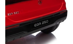 Электромобиль Mercedes Benz EQA 250, красный