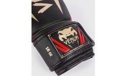 Боксёрские перчатки Venum Elite, чёрно-золото-красные