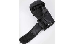 MMA cimdi Venum Impact Evo Sparring, melni