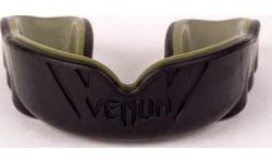 Zobu aizsargs Venum Challenger – melns/haki