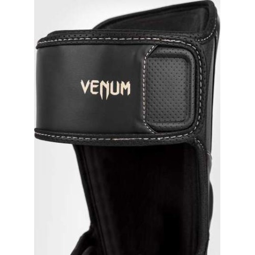 Защита голени Venum Impact Evo – черная