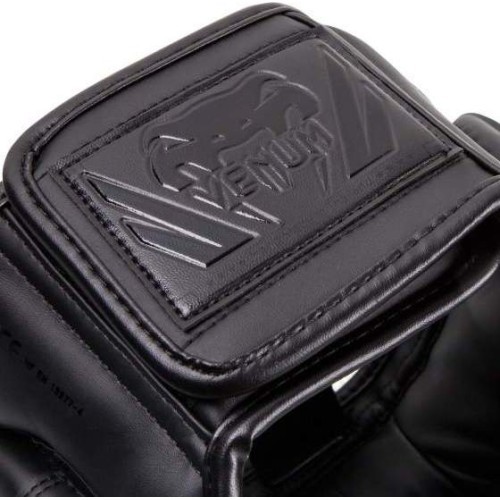 Boksa ķivere Venum Elite Iron, melna